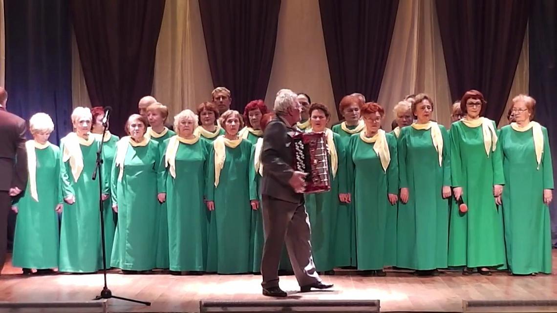 Концерт творческих коллективов ветеранов пройдет в Вологде в рамках зонального этапа VII областного фестиваля «Родники российских деревень», посвященного 75-летию Великой Победы Концерт творческих коллективов ветеранов пройдет в Вологде в рамках зонального этапа VII областного фестиваля «Родники российских деревень», посвященного 75-летию Великой Победы
