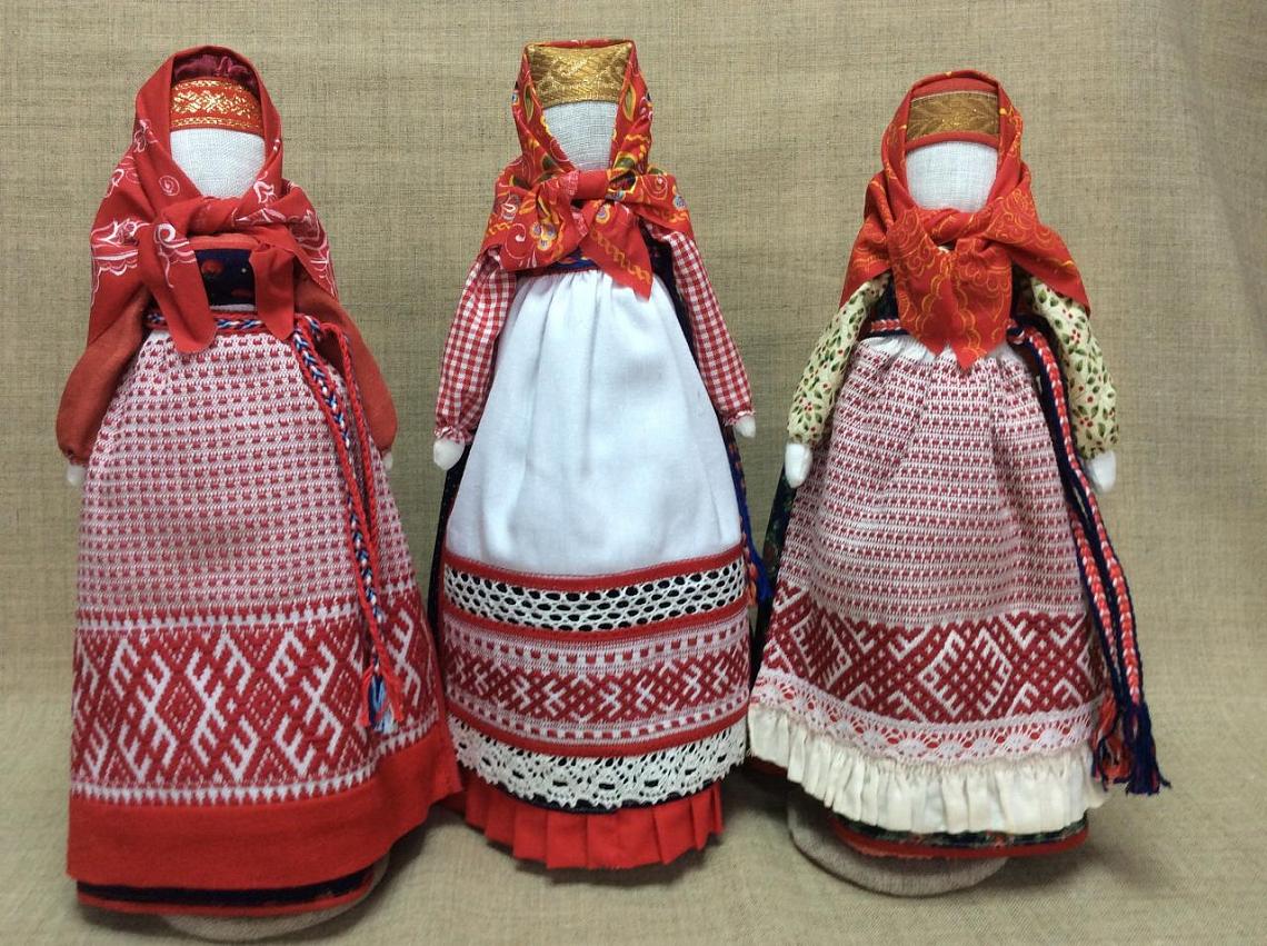 Центр народной культуры приглашает на открытие выставки «Женские ремесла» Центр народной культуры приглашает на открытие выставки «Женские ремесла»