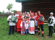 Фольклорный ансамбль «Волюшка» на областном фольклорном празднике «Живая старина» в д. Пожарище