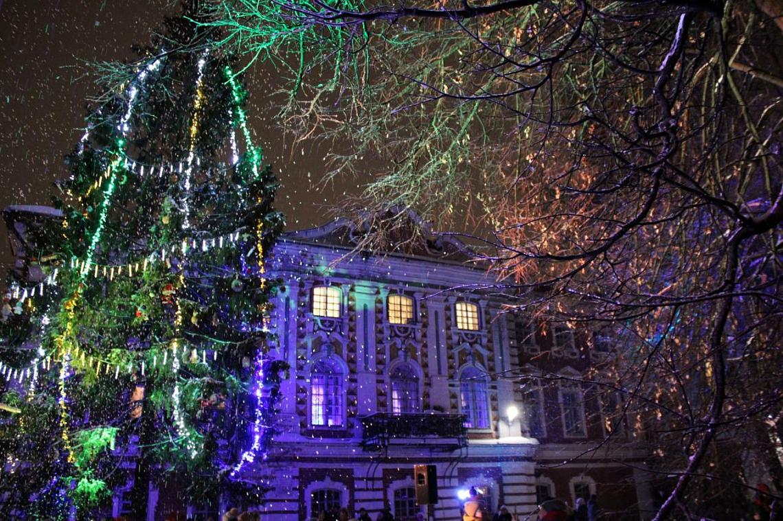  «Настоящий вологодский Новый год» пройдет в Вологодском Кремле и Музее кружева со 2 по 9 января 2022 года